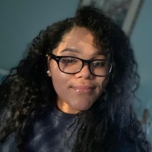 Meet your Posher, Luz maria